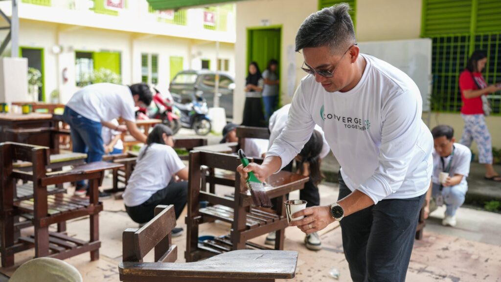 converge-advances-safer-internet-with-anti-scam-seminar-for-teachers,-school-workers