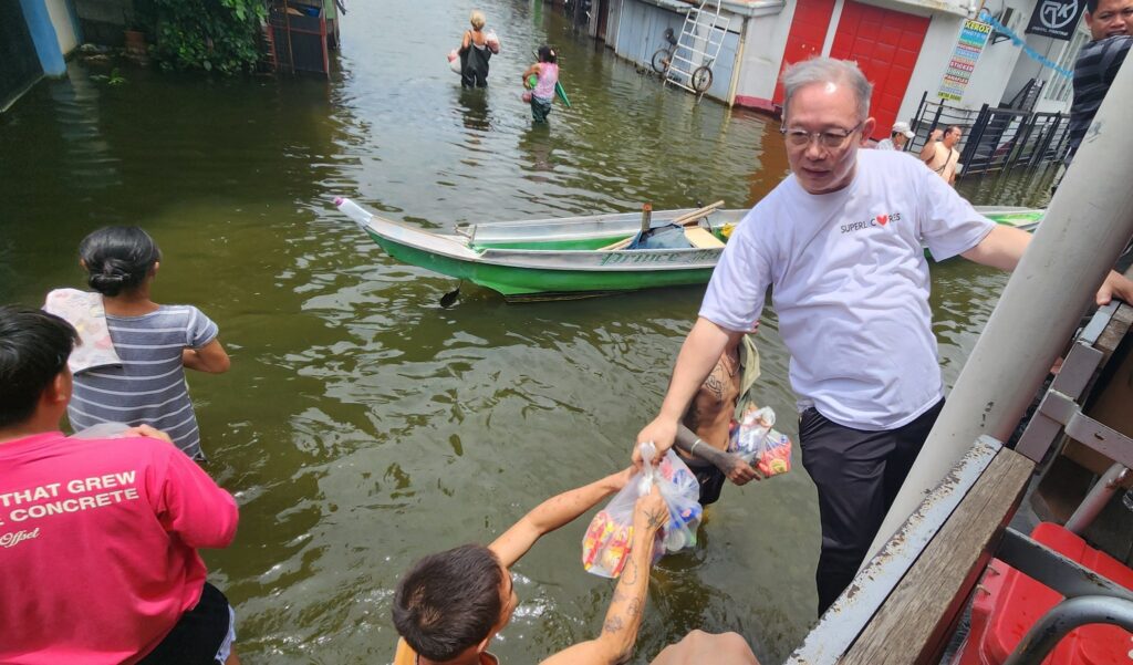 compassionate-superl-relief:-csr-redefined-in-flooded-pampanga