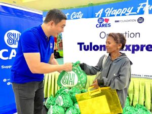 thousands-get-aid-as-sm-ramps-up-relief-efforts-in-central-luzon