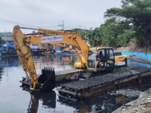 waterways-cleanup-in-full-swing-to-mitigate-flooding