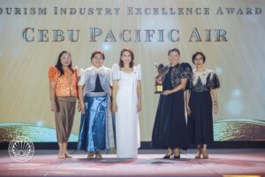 cebu-pacific-gets-excellence-award-at-dot’s-1st-philippine-tourism-awards