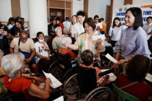 capitol-honors-16-elderly-citizens-with-₱100k-cash-incentive