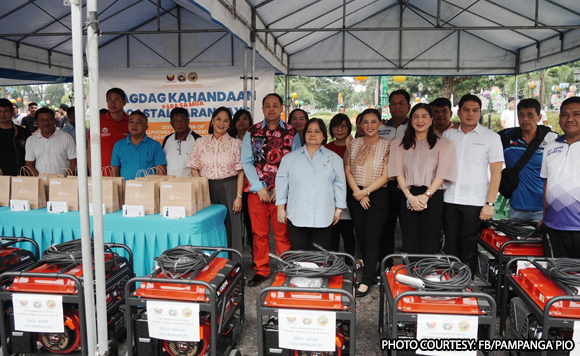 gov-pineda-gives-cell-phones,-generator-sets-to-21-coastal-barangays-in-pampanga
