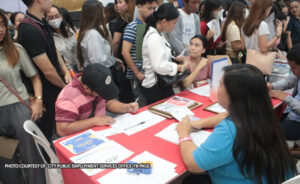 caluag-admin-holds-job-fair-for-fernandinos