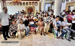 pampanga-gov’t-gives-p100k-each-to-17-lolos-and-lolas-aged-95-and-up