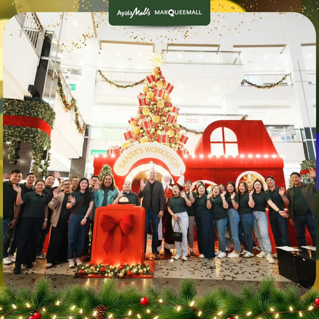 let-the-sparkle-begin!-marquee-mall-lights-up-the-season!