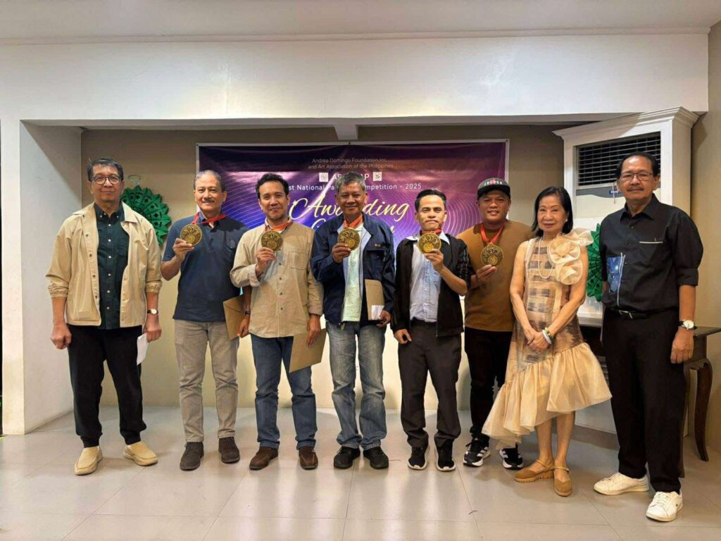 mopac,-aap-hold-1st-national-painting-tilt