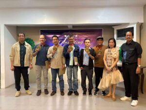 mopac,-aap-hold-1st-national-painting-tilt