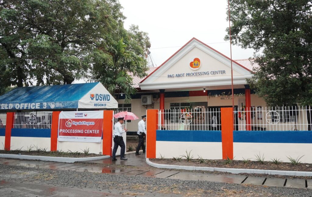 dswd-pag-abot-processing-center-binuksan-sa-kapitolyo