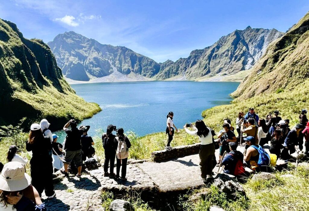 botolan-earns-₱24m-from-pinatubo-tours