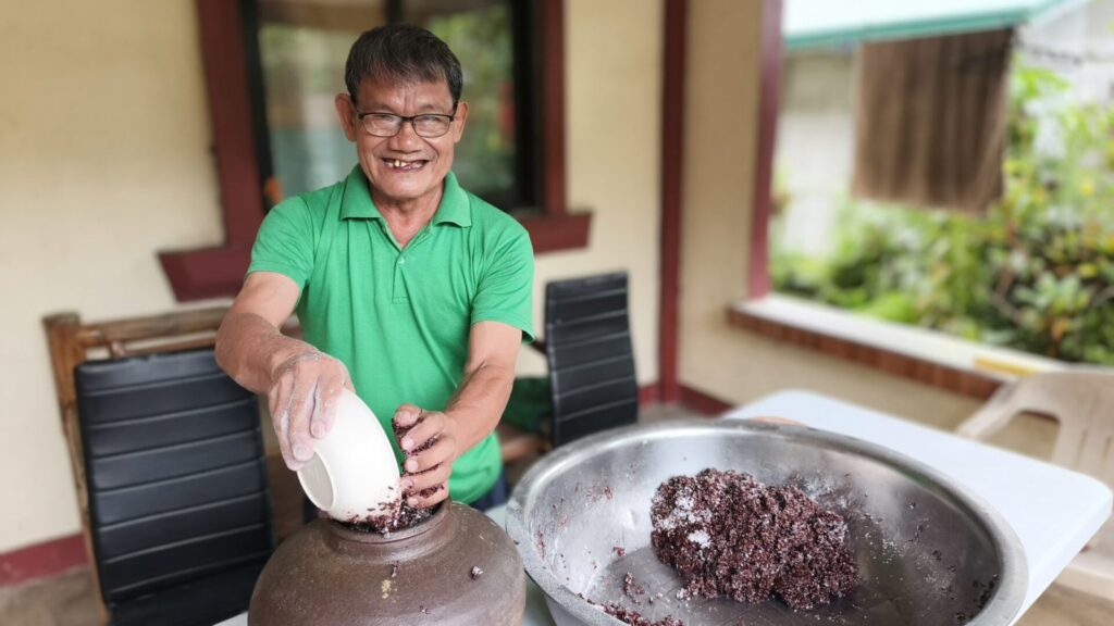 brewing-heritage:-benguet-tribes-keep-tapuy-alive