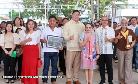 aurora-gets-tourism-awards