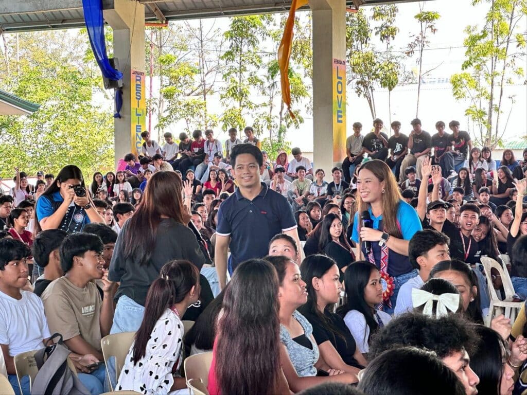 globe-promotes-safer-digital-spaces-for-youth-in-north-luzon-amid-growing-online-threats