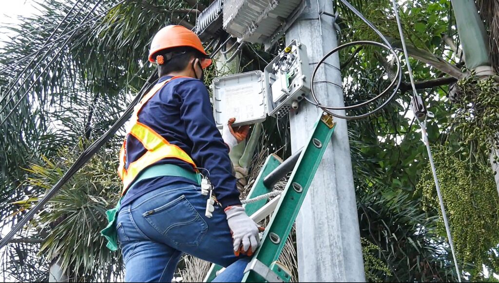 converge-beefs-up-manpower-to-improve-customer-services