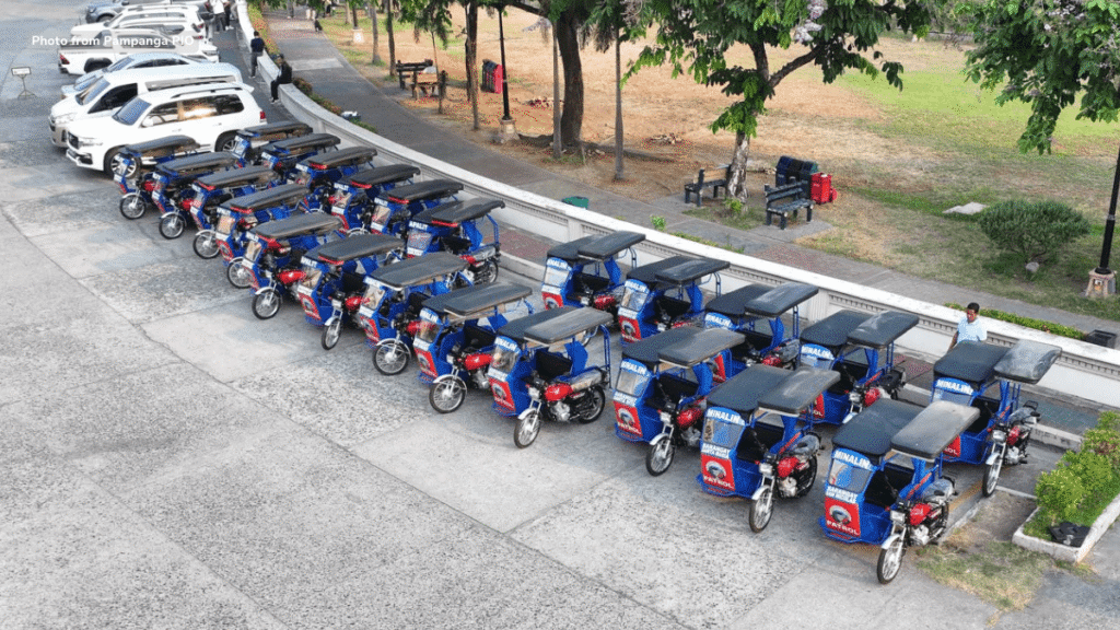 51-barangay-patrol-units,-ipinamahagi-sa-4-na-bayan-sa-pampanga