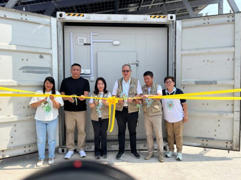 da-turns-over-ph’s-1st-solar,-wind-powered-modular-cold-storage-in-bataan