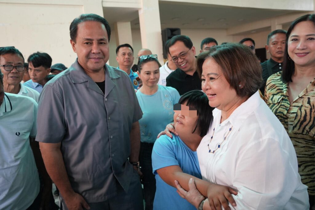 3,265-pwd-students,-children-of-pwds-get-capitol-assistance 