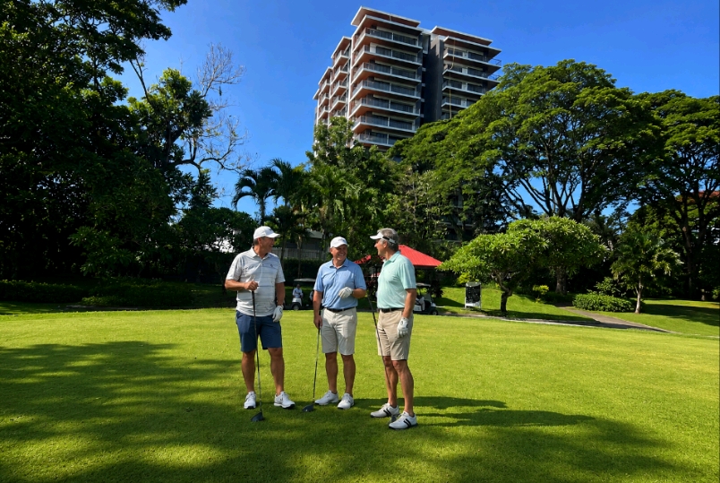 executive-living-at-golf-ridge:-a-country-club-address-in-clark