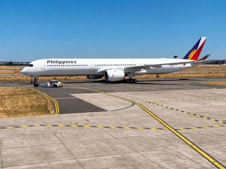 philippine-airlines-welcomes-3rd-airbus-a350-1000