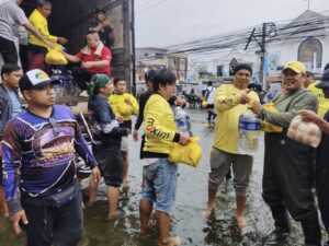 maxim-provides-relief-aid-to-flood-affected-families-in-pampanga