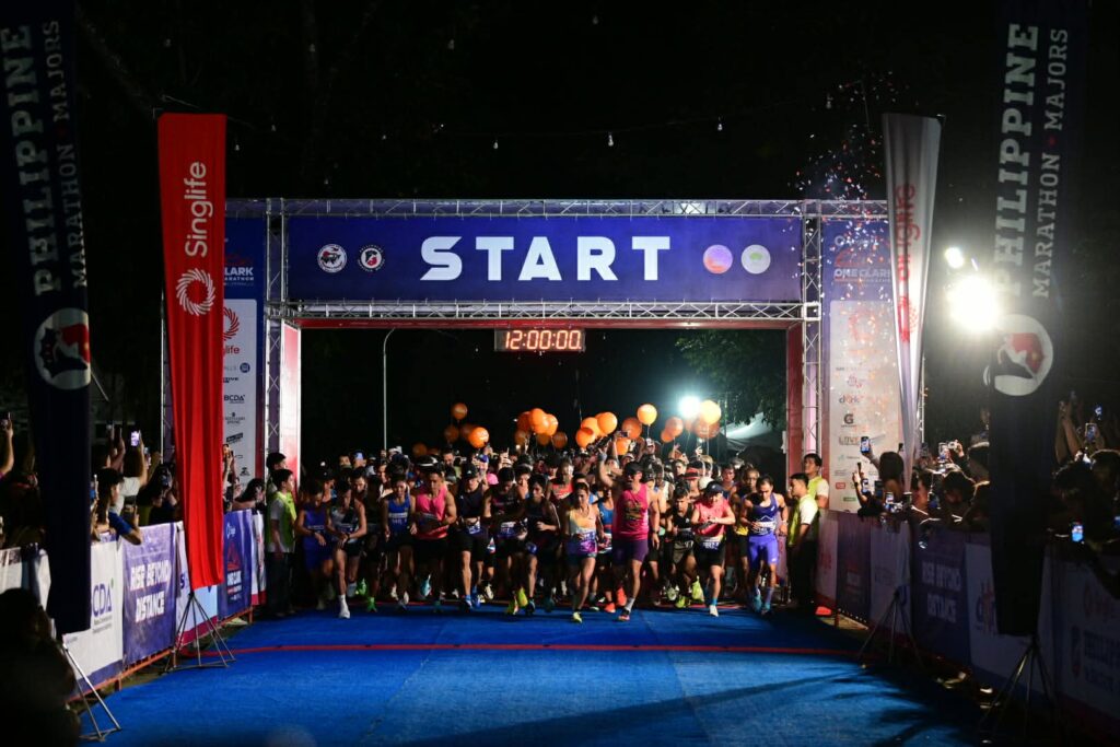 kenyans-dominate-singlife-one-clark-int’l-marathon