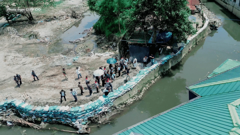 gumuhong-creek-sa-csfp-at-flood-mitigation-measures-sa-masantol,-ininspeksyon-ng-dpwh