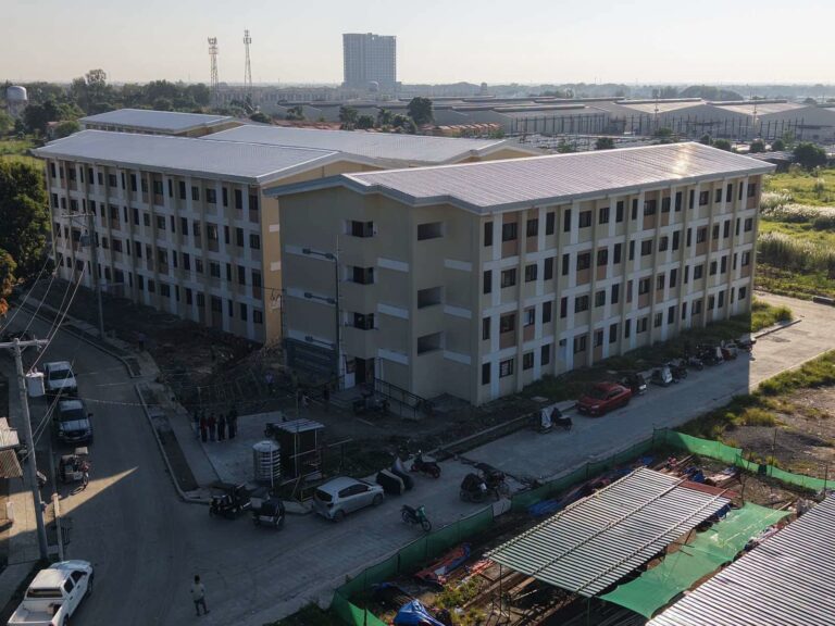 sec.-lopez:-nscr-relocation-sites-in-pampanga-on-track