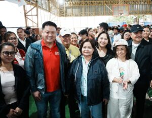 2,000-families-get-capitol,-dswd-relief-amid-continuous-rains